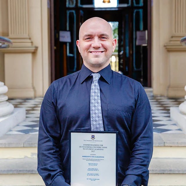 Congratulations to excellent UQ science teachers Faculty
